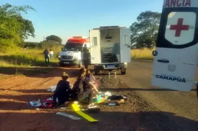 Imagem da notícia Casal sofre ferimentos graves em batida entre moto e caminhonete na MS-436, em Camapuã